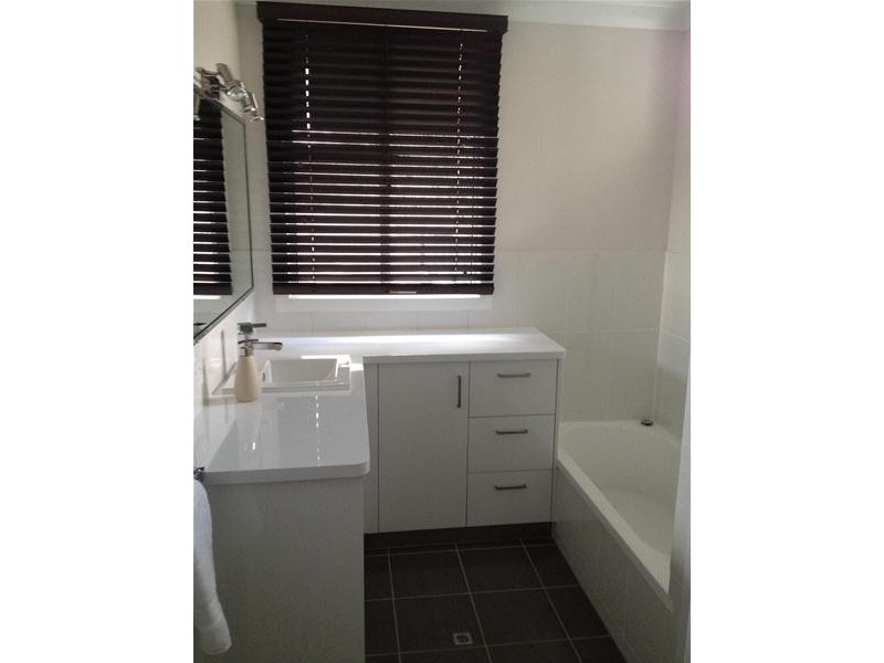 91-93 Hypatia Street, Chinchilla QLD 4413