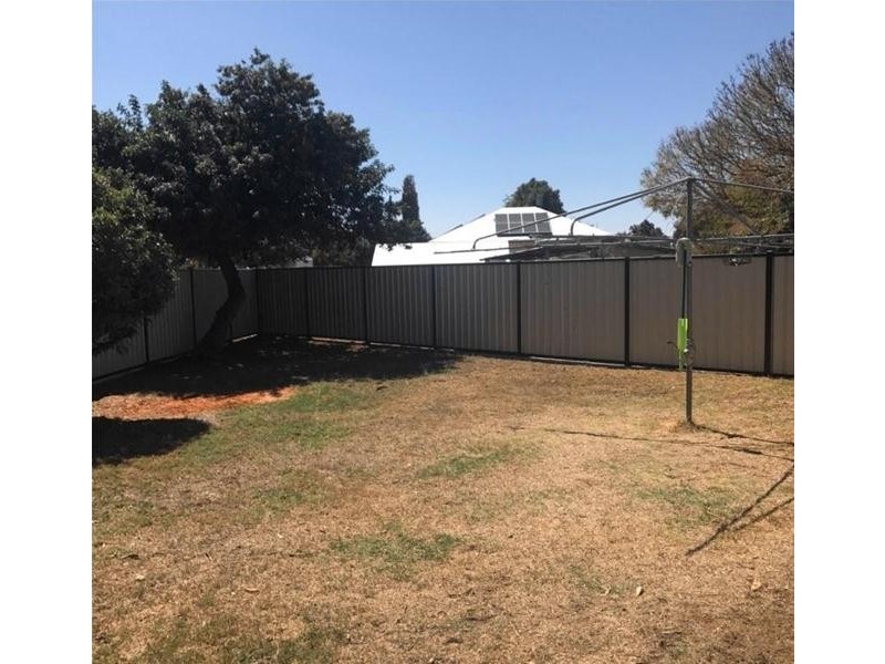 91-93 Hypatia Street, Chinchilla QLD 4413