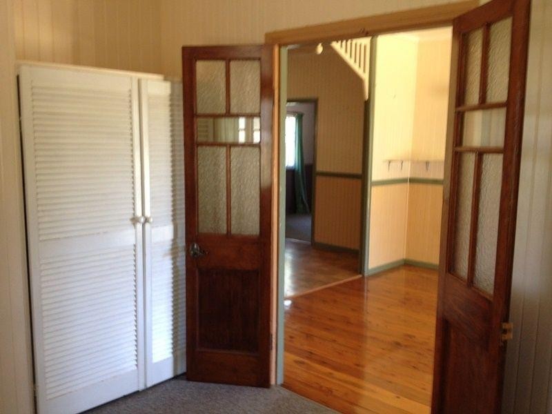 8 Helena Street, Chinchilla QLD 4413