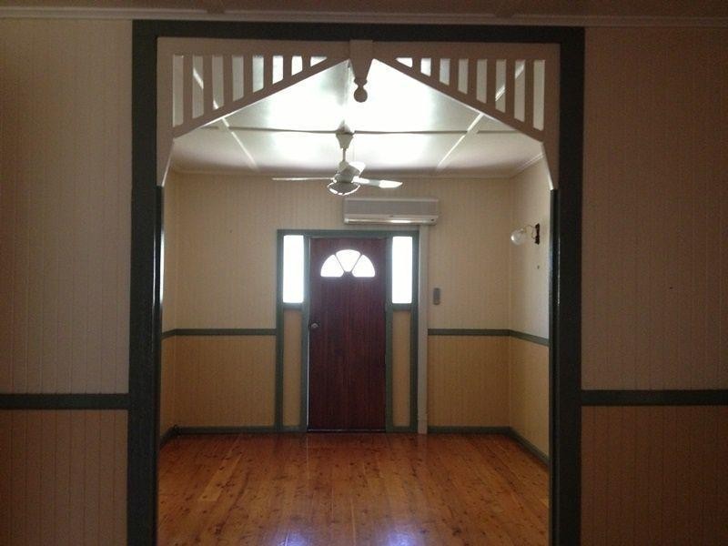 8 Helena Street, Chinchilla QLD 4413