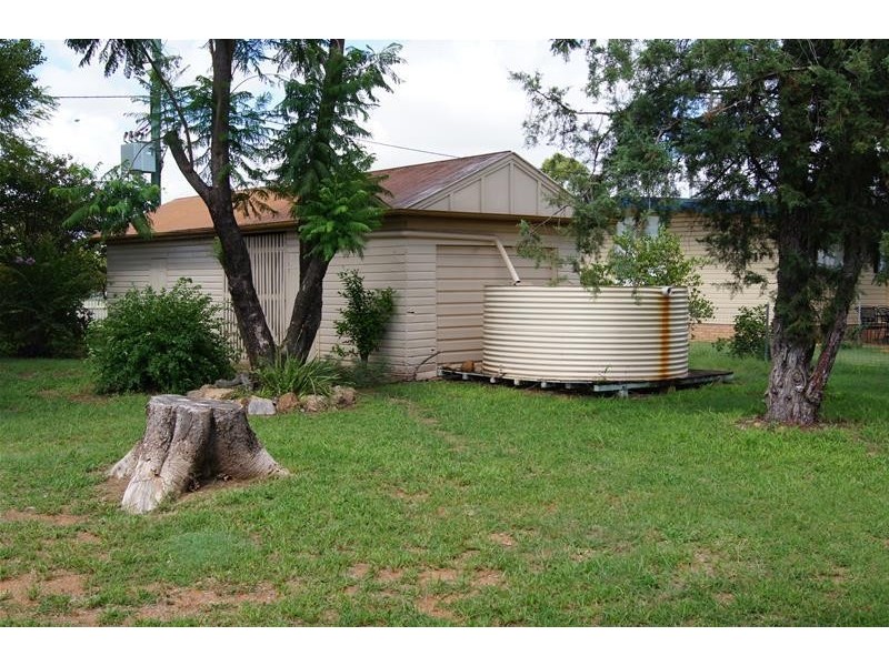 25 Glasson Street, Chinchilla QLD 4413