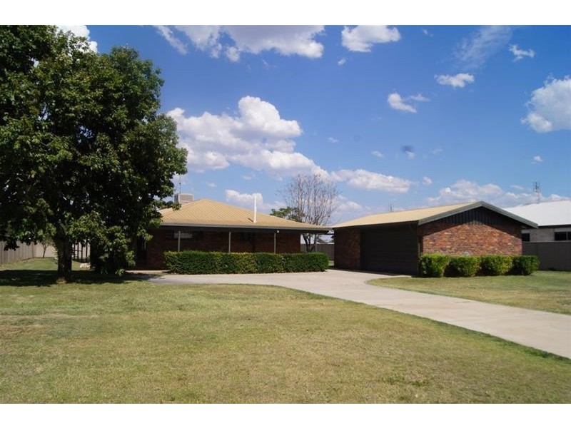 25 Price Street, Chinchilla QLD 4413