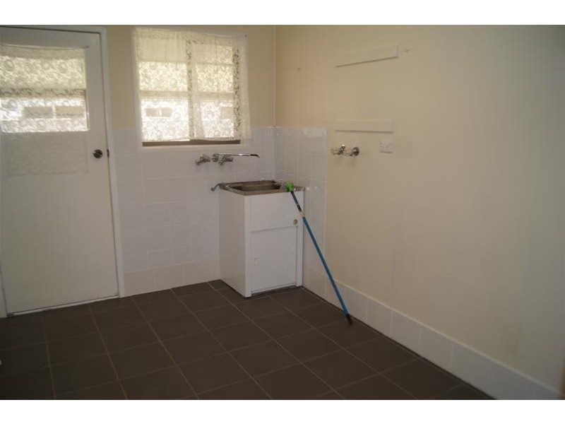 25 Price Street, Chinchilla QLD 4413