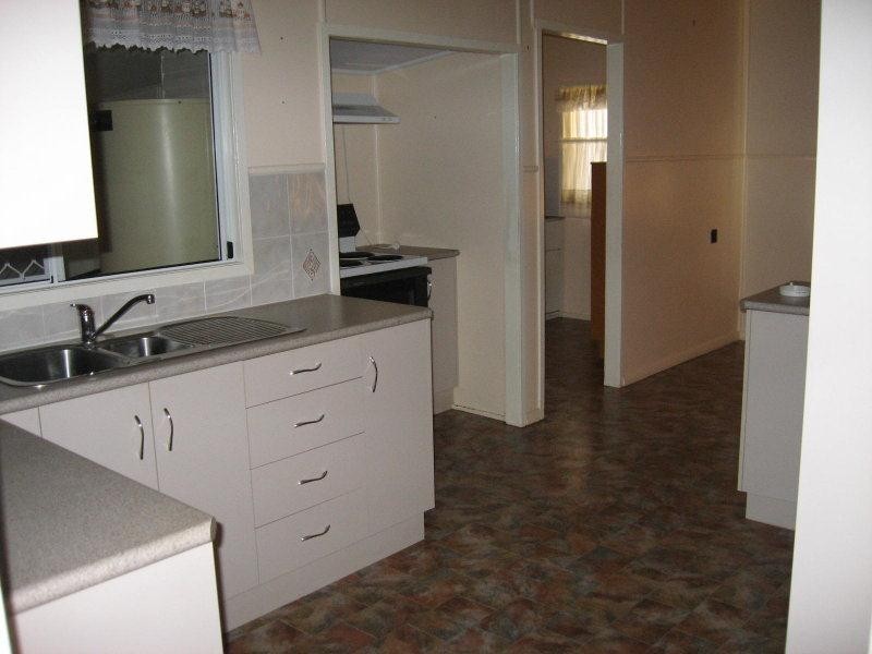 16 Barber Street, Chinchilla QLD 4413