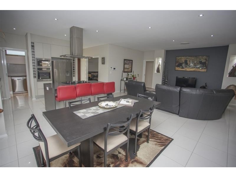 23 Sommerfeld Crescent, Chinchilla QLD 4413