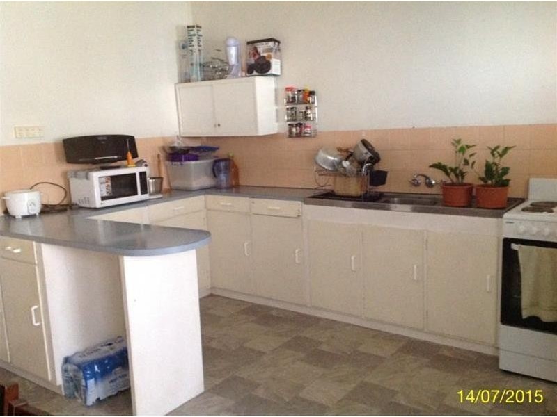 2/8 Church Street, Chinchilla QLD 4413