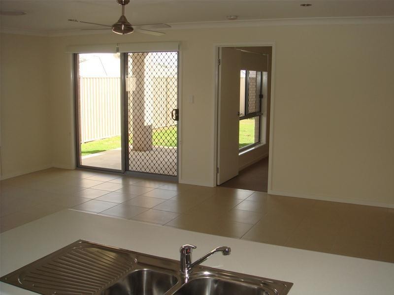 1/124 Price Street, Chinchilla QLD 4413