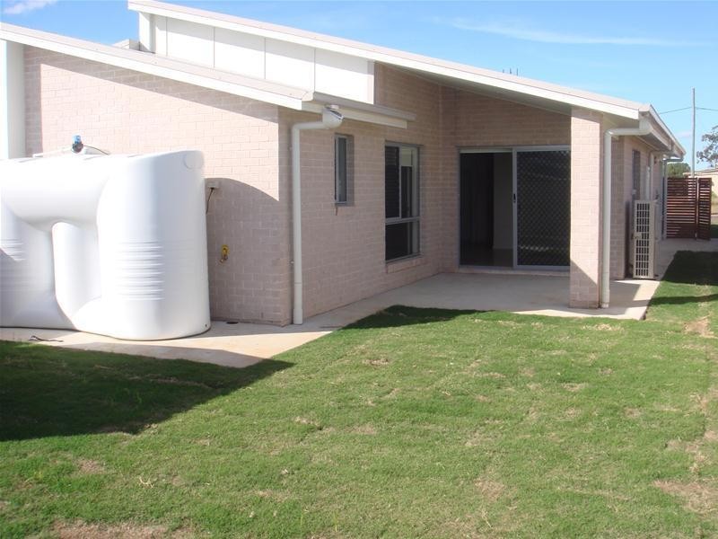 1/124 Price Street, Chinchilla QLD 4413