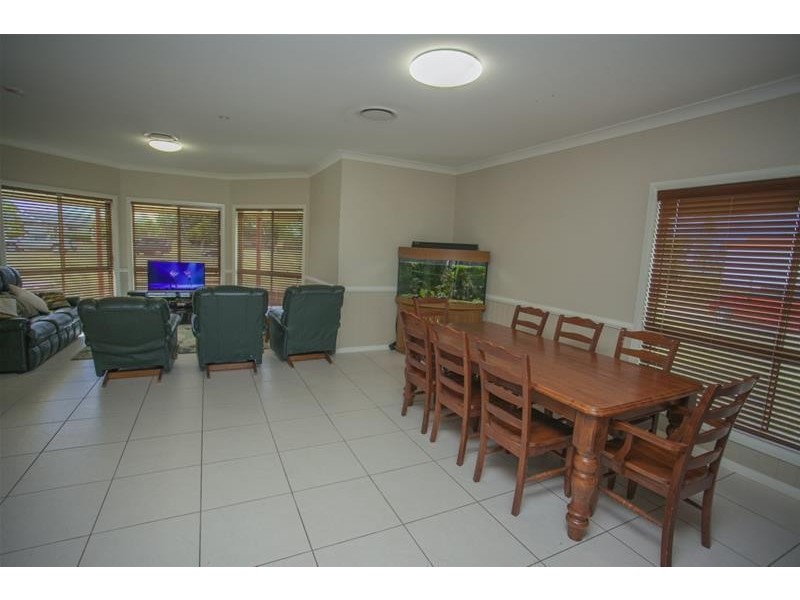 68 Ainsworth Street, Chinchilla QLD 4413