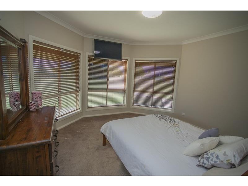 68 Ainsworth Street, Chinchilla QLD 4413