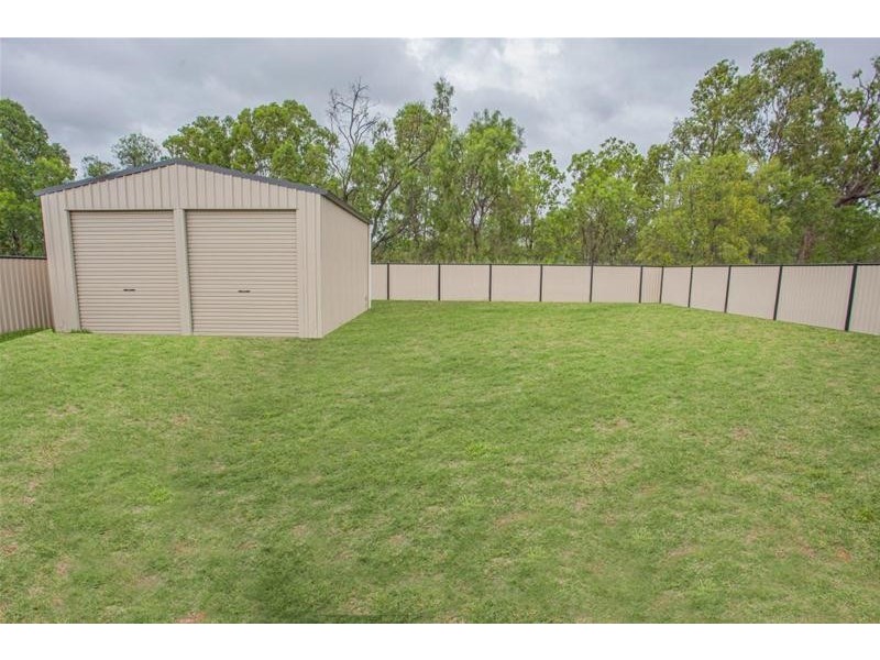 8 Cameron Street, Chinchilla QLD 4413