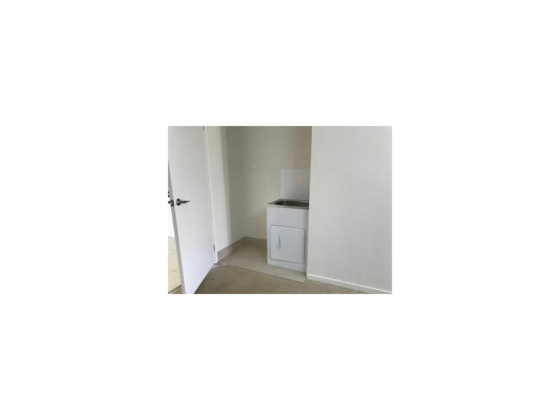 1/11 Bridgeman Parade, Chinchilla QLD 4413