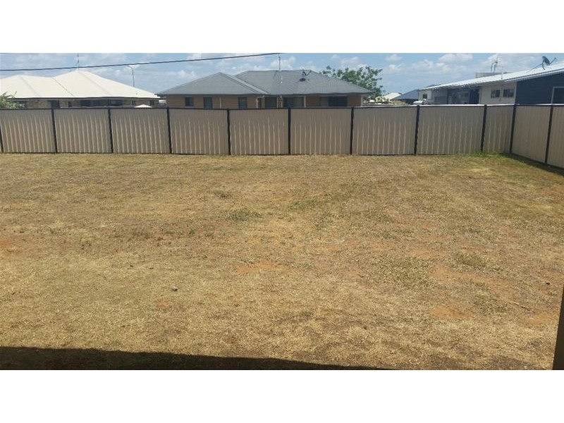 80 Price Street, Chinchilla QLD 4413