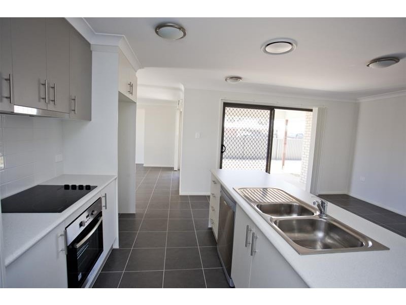 66 Sheridan Street, Chinchilla QLD 4413