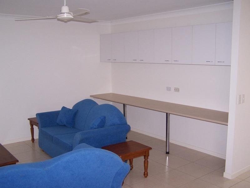 5 BACK Avenue, Chinchilla QLD 4413