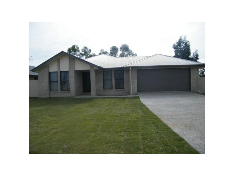 3 Campbell Street, Chinchilla QLD 4413