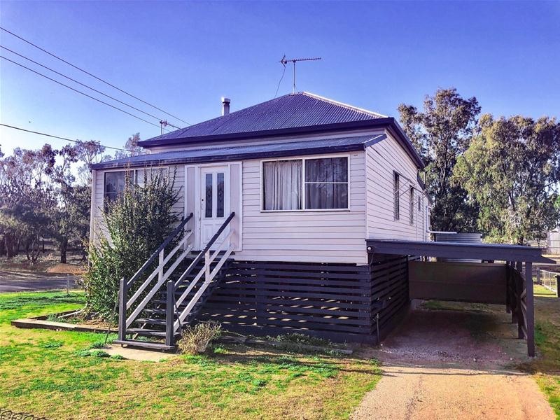 7 Bell Street, Chinchilla QLD 4413