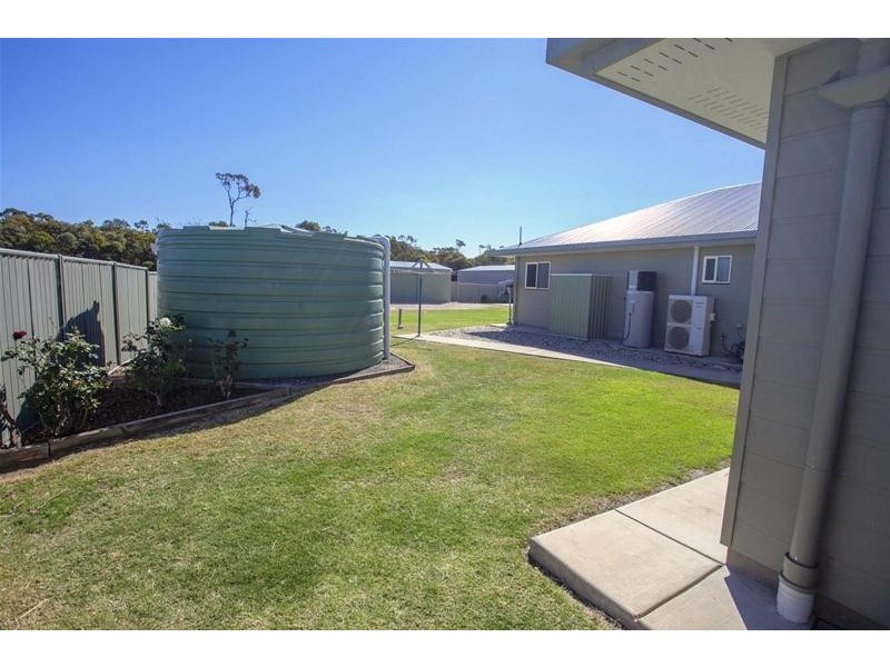 100 Ainsworth Street, Chinchilla QLD 4413