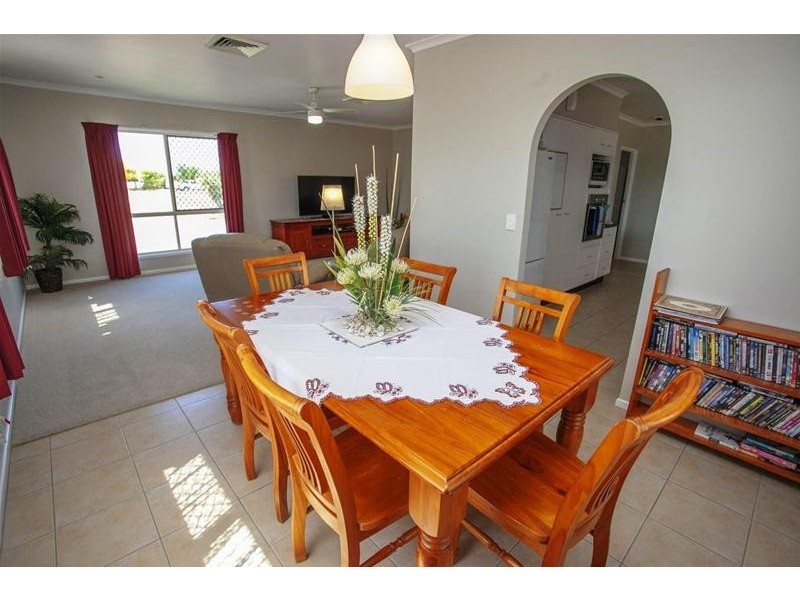 100 Ainsworth Street, Chinchilla QLD 4413