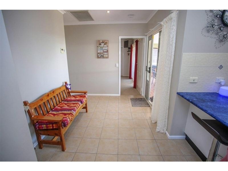 100 Ainsworth Street, Chinchilla QLD 4413