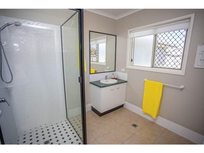 100 Ainsworth Street, Chinchilla QLD 4413