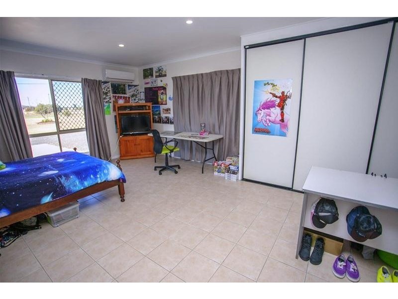 100 Ainsworth Street, Chinchilla QLD 4413