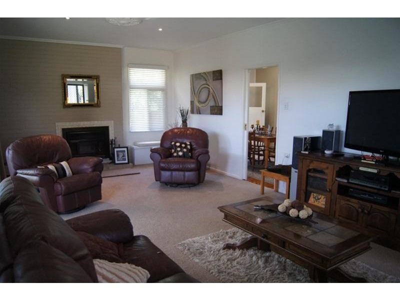 2 Wheeler Street, Chinchilla QLD 4413