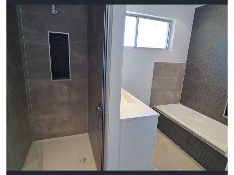 33 Claydon Street, Chinchilla QLD 4413