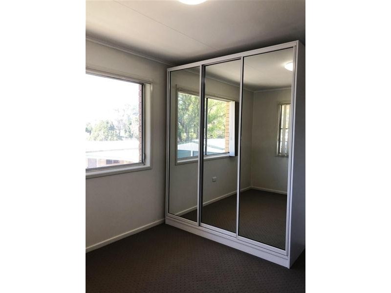 33 Claydon Street, Chinchilla QLD 4413