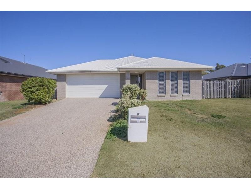 3 Hayes Close, Chinchilla QLD 4413