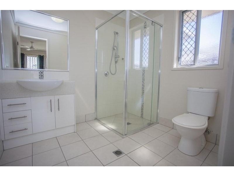 3 Hayes Close, Chinchilla QLD 4413