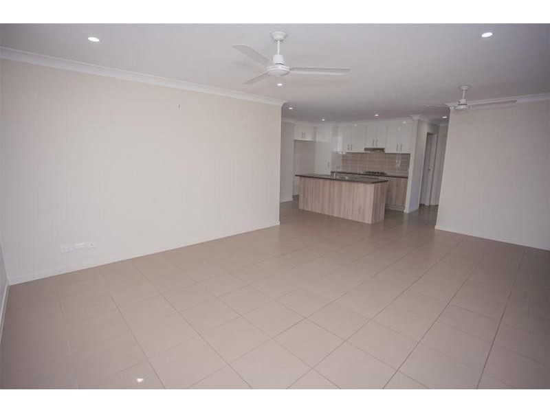 3 Hayes Close, Chinchilla QLD 4413