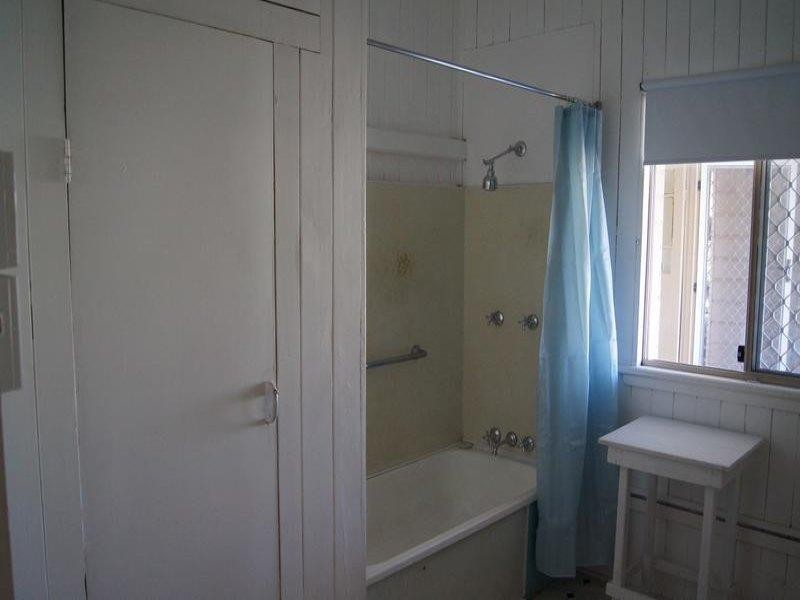 17 Wood Street, Chinchilla QLD 4413