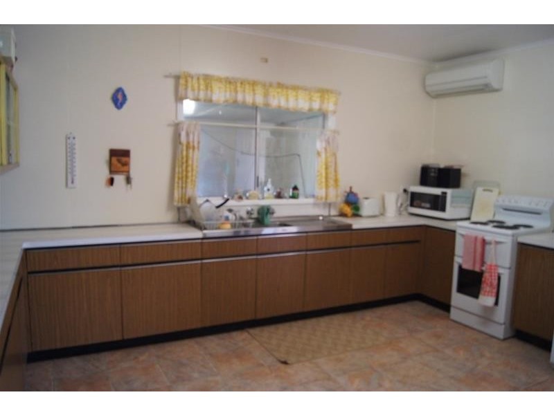 15 Barber Street, Chinchilla QLD 4413