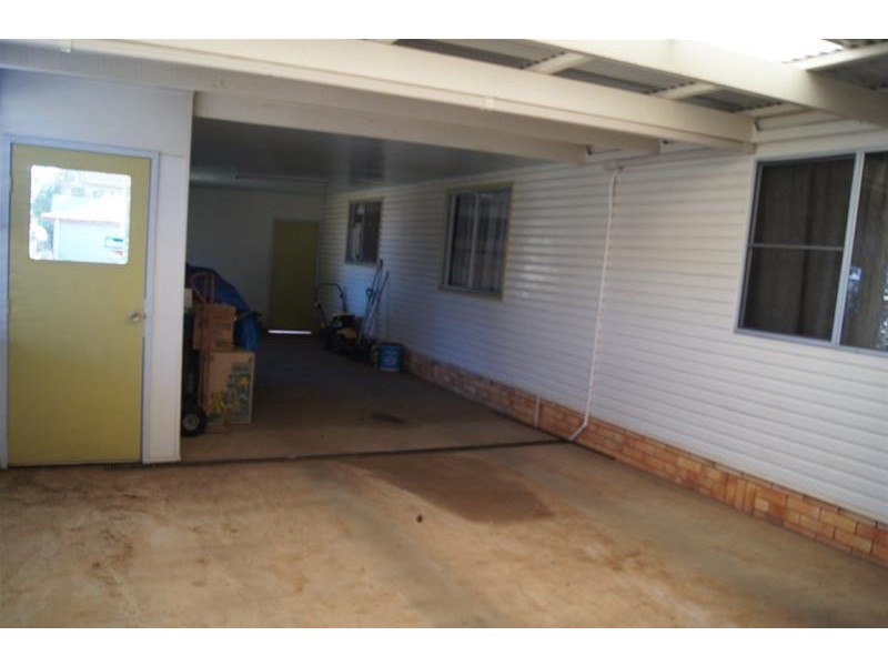 15 Barber Street, Chinchilla QLD 4413