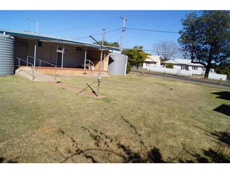 15 Barber Street, Chinchilla QLD 4413