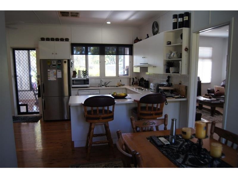 2 Wheeler Street, Chinchilla QLD 4413