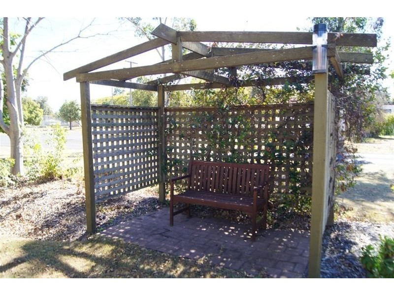 2 Wheeler Street, Chinchilla QLD 4413