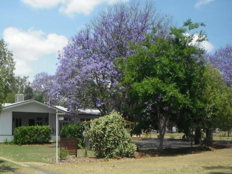 2 Wheeler Street, Chinchilla QLD 4413