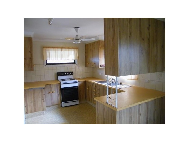 4 Claydon Street, Chinchilla QLD 4413