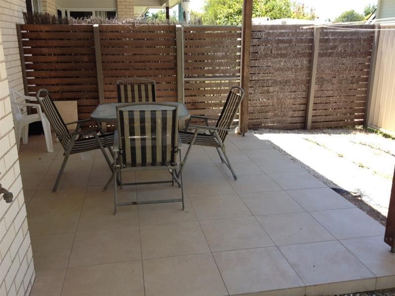 2/100 Zeller Street, Chinchilla QLD 4413