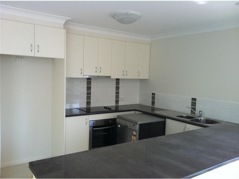 2/1 Canaga Street, Chinchilla QLD 4413