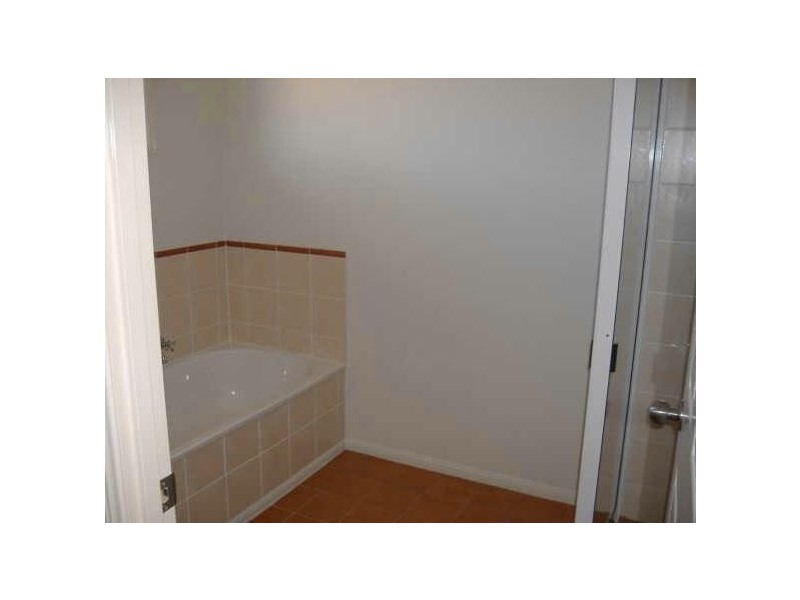 52 Windmill Road, Chinchilla QLD 4413