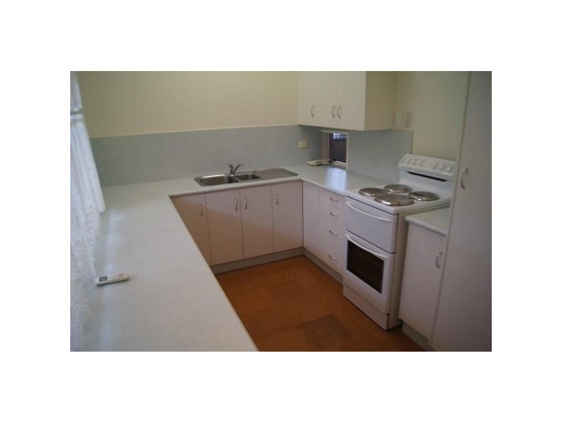 4 Dickman Street, Chinchilla QLD 4413