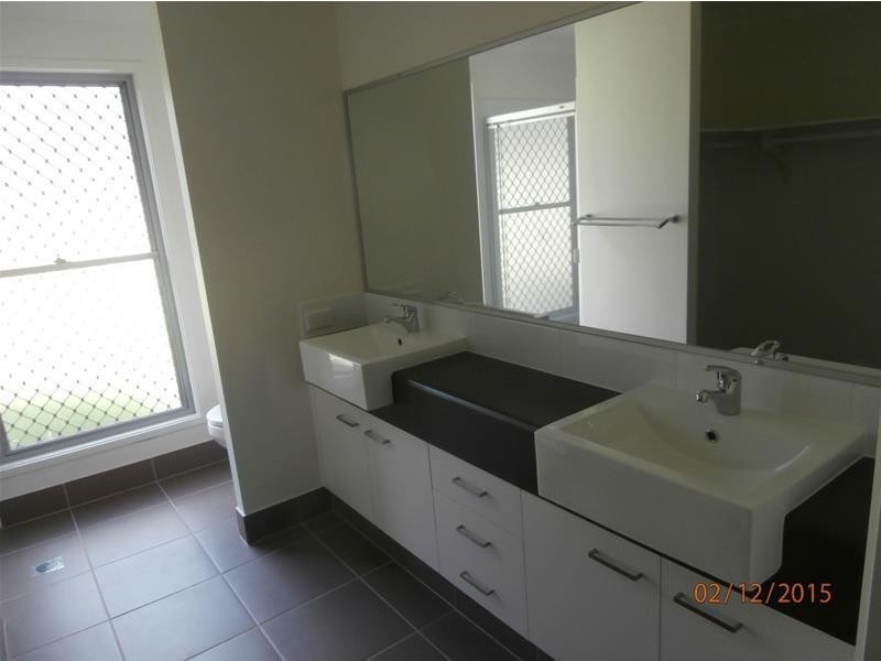 63 Ellem Drive, Chinchilla QLD 4413