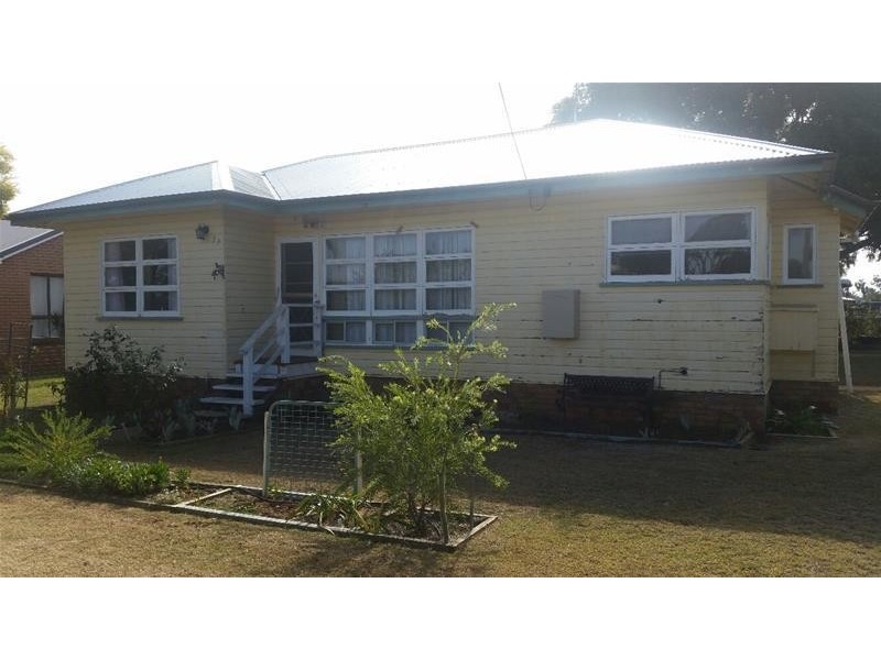 97 Hypatia Street, Chinchilla QLD 4413