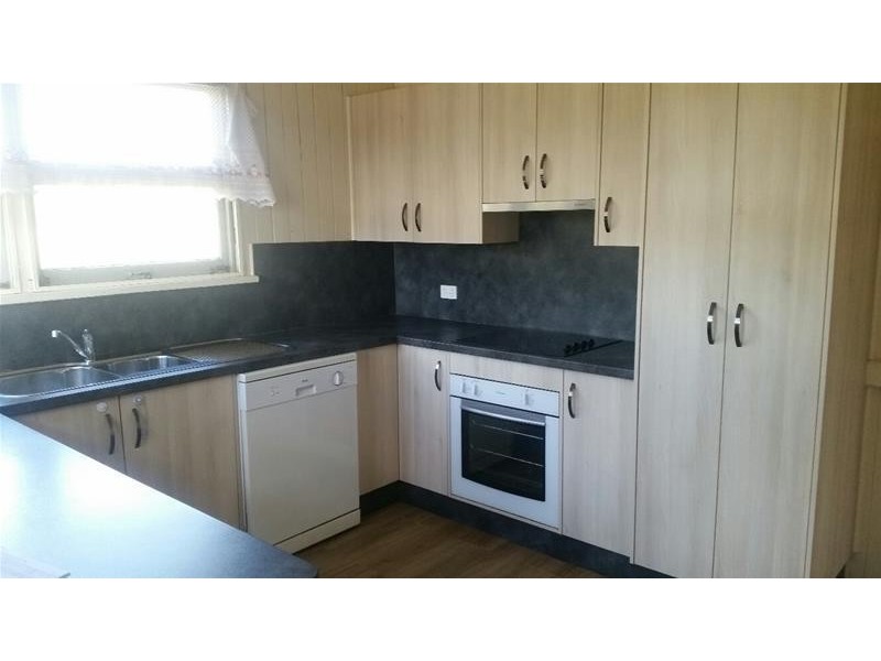 97 Hypatia Street, Chinchilla QLD 4413