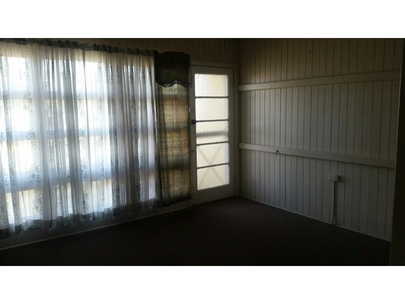 97 Hypatia Street, Chinchilla QLD 4413