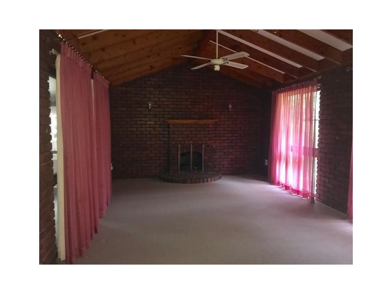 72 Oak Street, Chinchilla QLD 4413