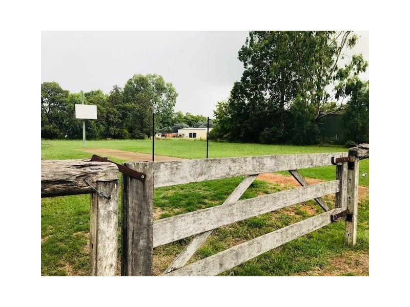 72 Oak Street, Chinchilla QLD 4413